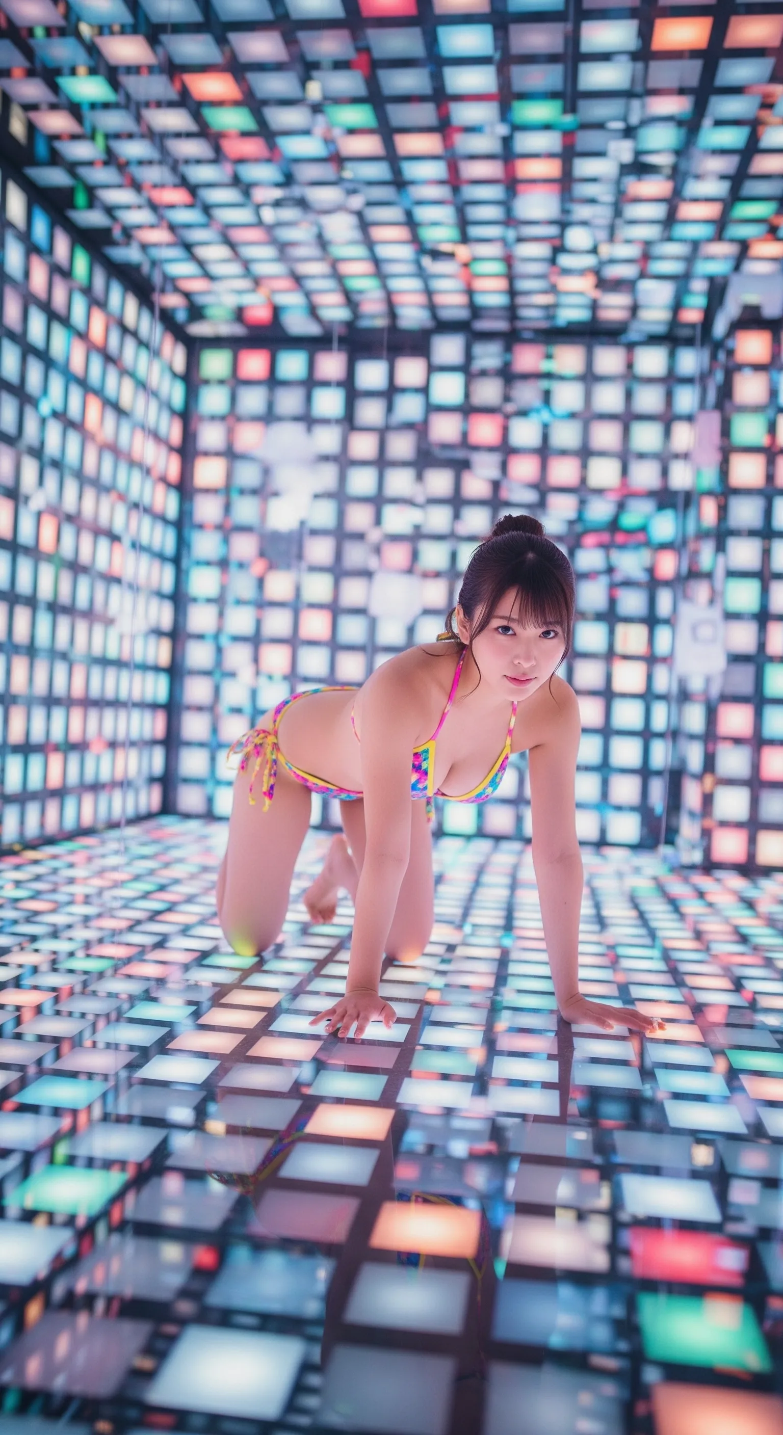 夜を支配する、美女たちの艶やかなヒップアップ